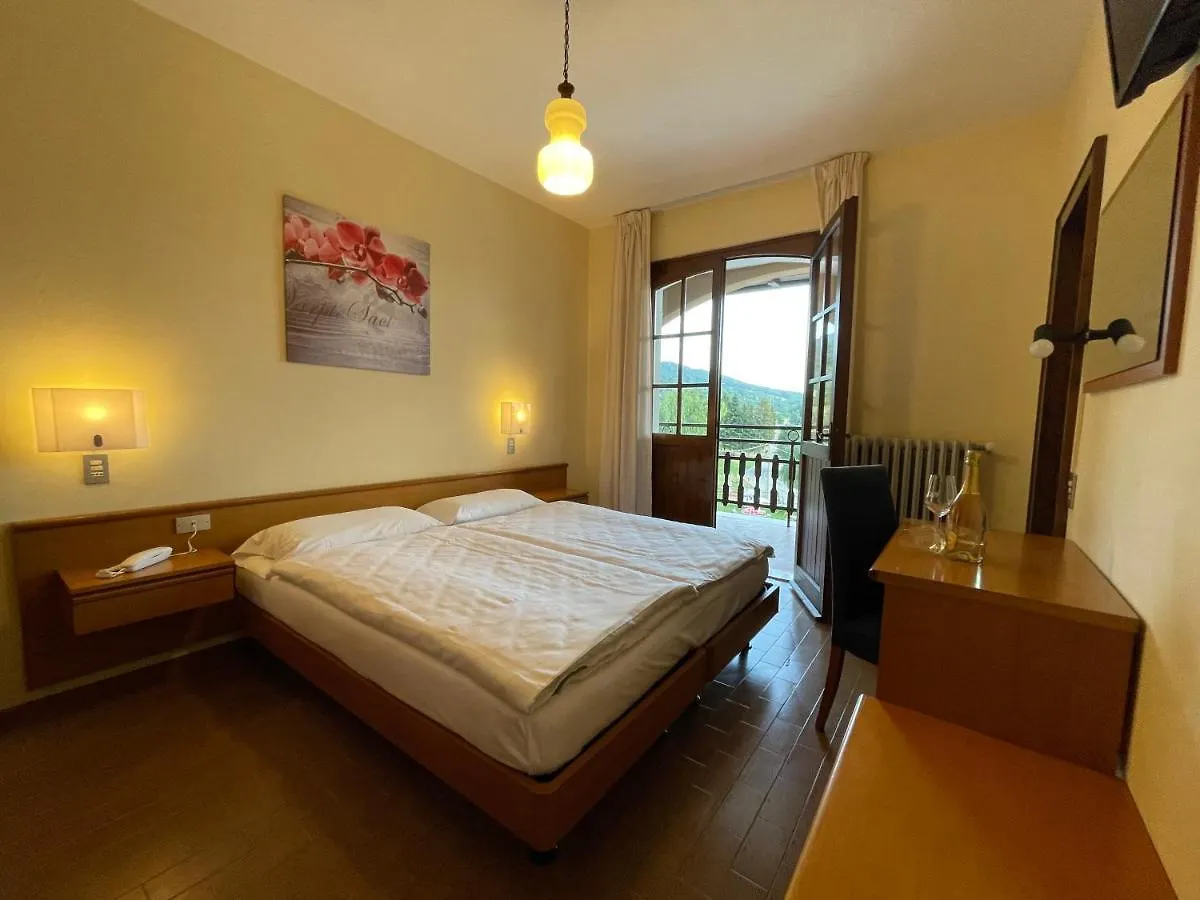 Hotel Monte Baldo Brenzone sul Garda 0*,  Italy