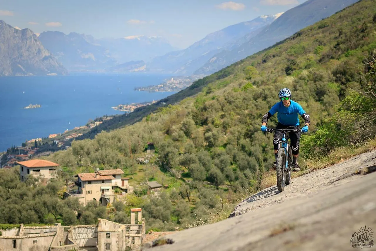 Hostel Hotel Monte Baldo Brenzone sul Garda