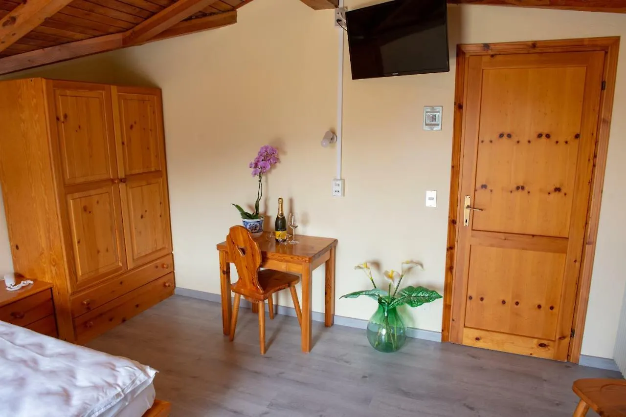 Hotel Monte Baldo Brenzone sul Garda 0*,  Italy