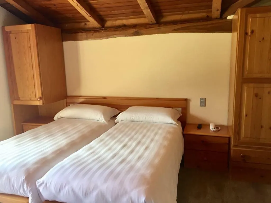 Hotel Monte Baldo Brenzone sul Garda Hostel